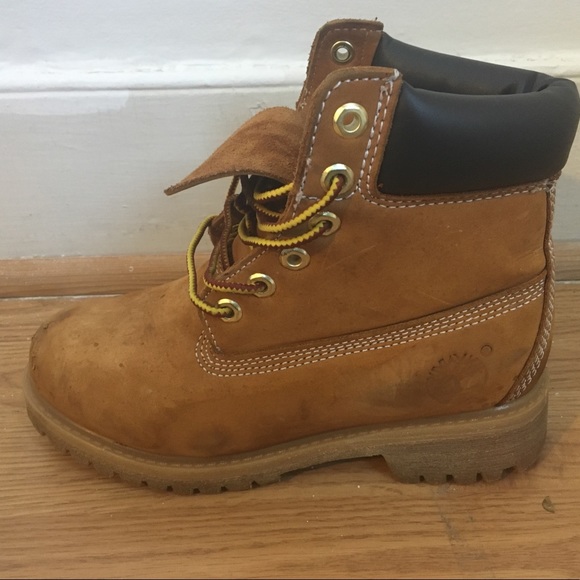 Timberland Boots - Picture 5 of 9